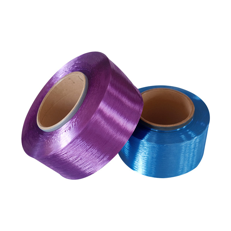 Barevná série dutých zkadeřených přízí HOY